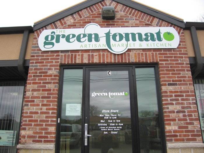 Green tomato Business Signs in Fond du Lac, Green Bay, Oshkosh, WI, Neenah, and Surrounding Areas